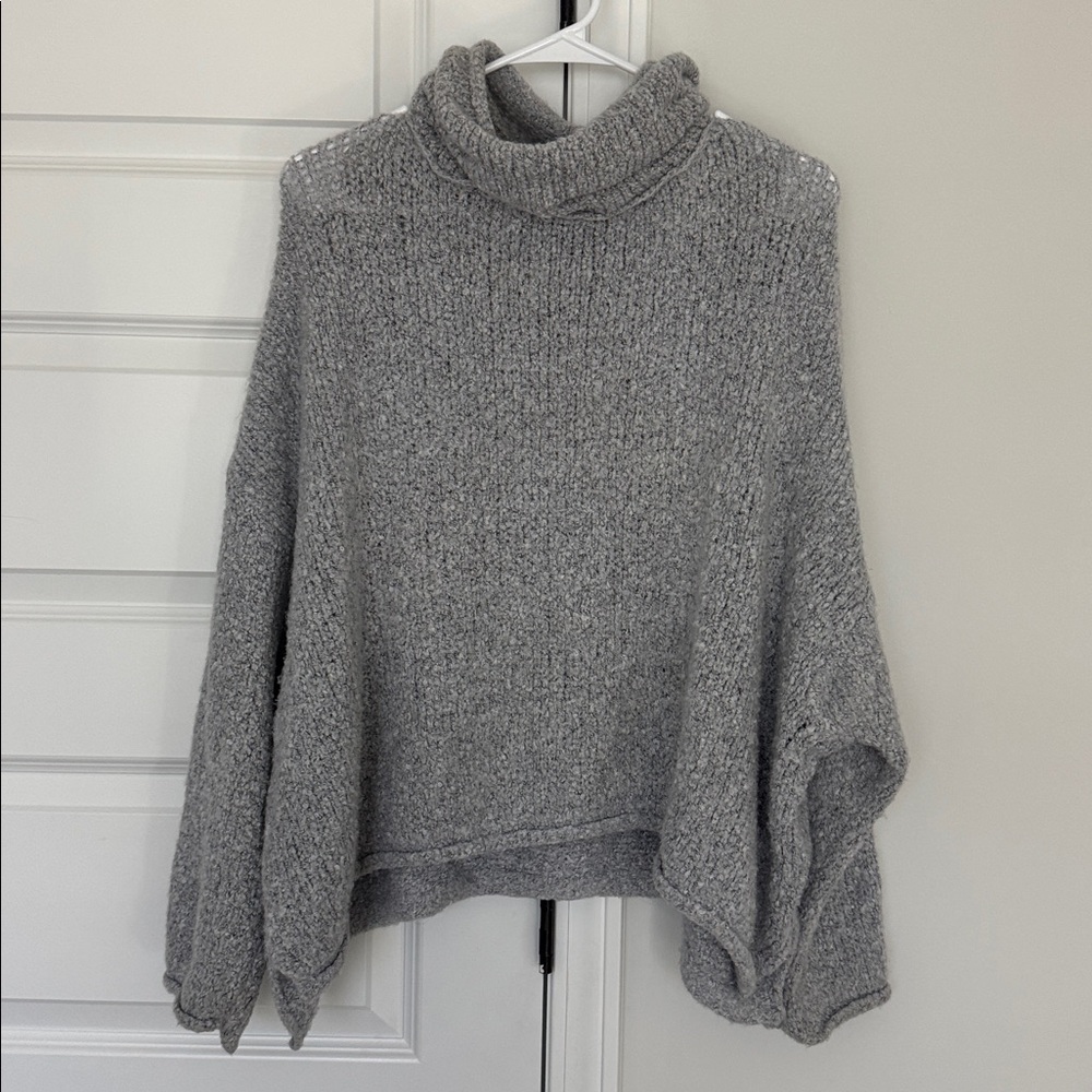 By Together Light Gray Knit Sweater